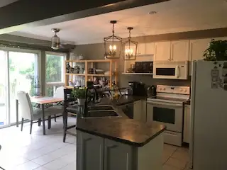 Room For One for Rent - Ajax by the Lake in Room Rentals & Roommates in Oshawa / Durham Region - Image 4