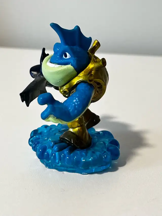 Skylanders SWAP Force Rip Tide Figure 84805888 Water 2013 in Toys & Games in Edmonton - Image 6