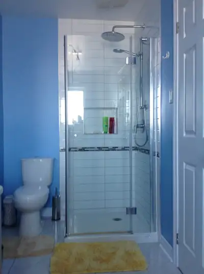 Homme a tout faire, View more