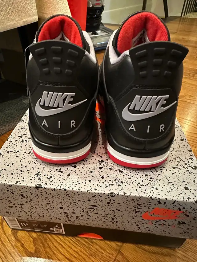 Jordan 4 “Bred Reimagined” / Size 9.5 DS in Men's Shoes in City of Toronto - Image 2