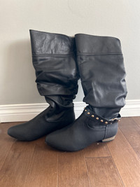 Black boots for sale