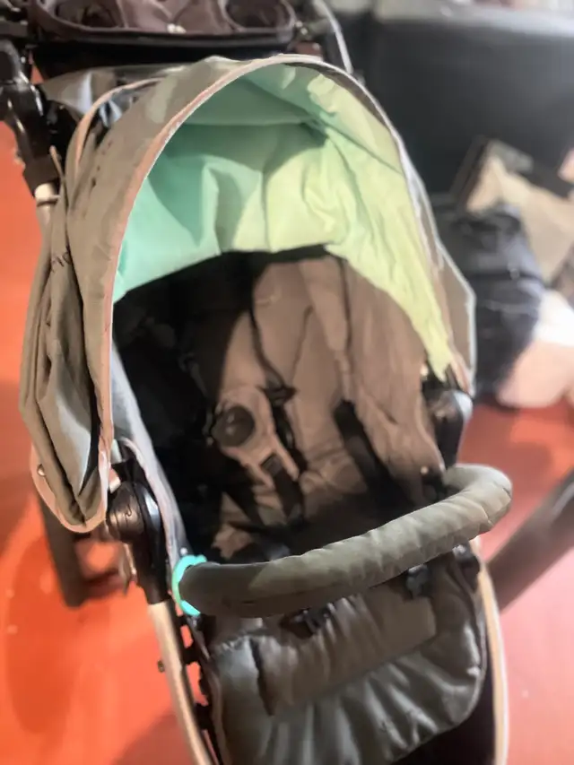 Bumbleride stroller in Strollers, Carriers & Car Seats in City of Montréal - Image 4