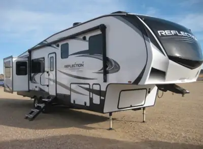 Don't miss out on the chance to experience the ultimate in RV living! And remember, if the ad is up,...