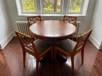 Round Pedestal Dining Table With Leaf