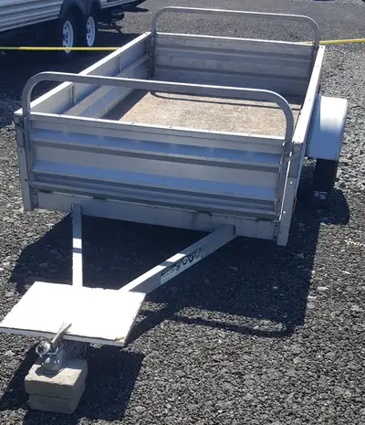 FOR RENT ONLY!! 4x7 aluminum frame utility trailer. Utility trailers are some of the handiest, harde...