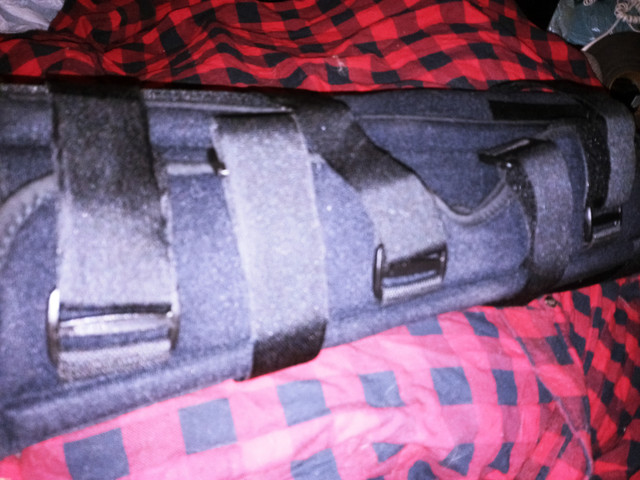 20 INCH LEG & KNEE IMMOBILIZER in Other in Sarnia - Image 2