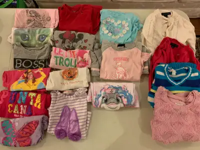 Size 4T Girls Clothing - Huge Lot, View more
