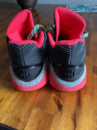 Basketball Shoes 6.5