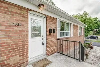 Great opportunity to Lease a solid brick bungalow with separate entrance in the desirable Mountainsi...