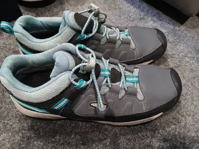 Keen Waterproof Hiking Shoes Women Size 5, View more