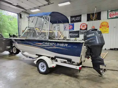2004 Crestliner 1850 Sportfish, 150hp four stroke, with only 443 hrs! fishing accessories (MinnKotaT...