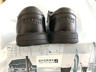 Boys Dress Shoes, with socks, size 8.5 M, age 4 yrs, $20 in Clothing - 4T in Edmonton - Image 3