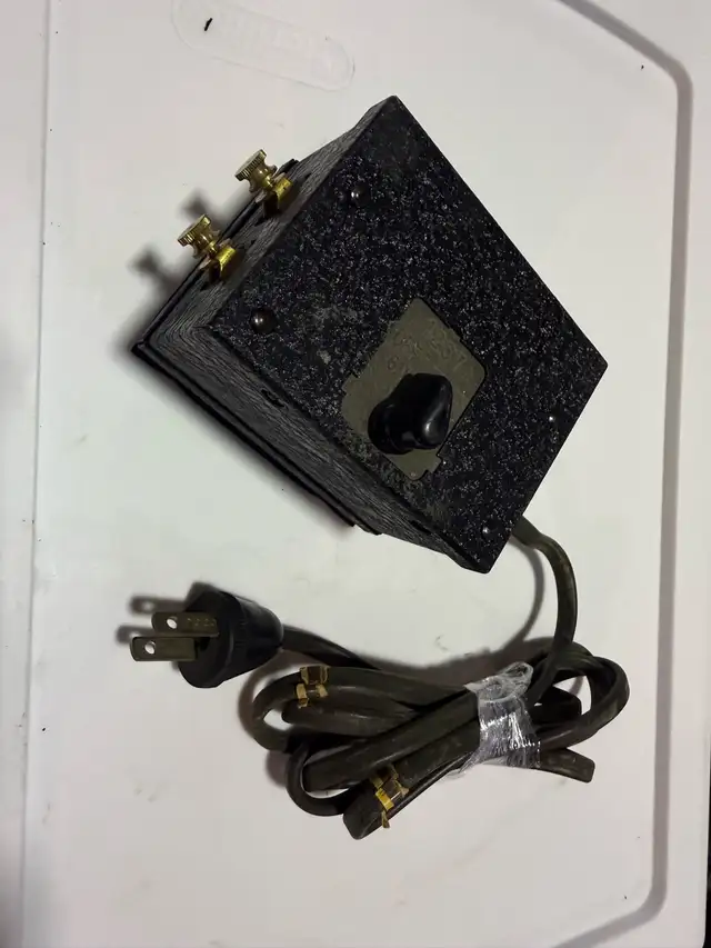 lot of 4 vintage model train controllers  in Toys & Games in Calgary - Image 4