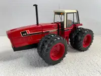 1/32 INTERNATIONAL 3788 4wd Farm Toy Tractor