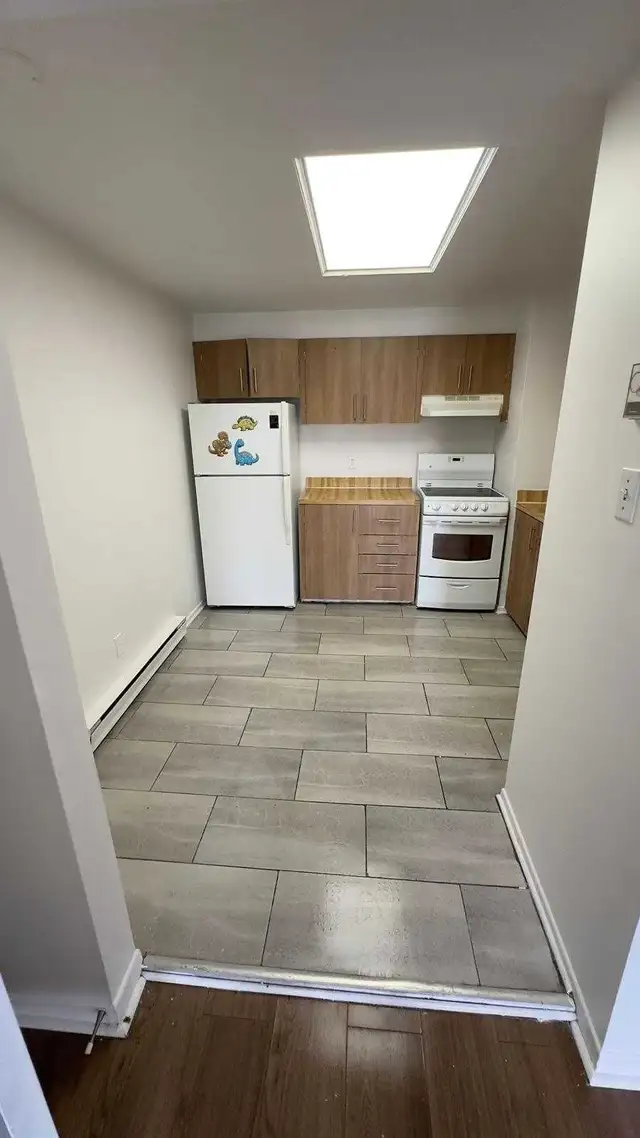 room for rent  in Room Rentals & Roommates in City of Montréal - Image 3