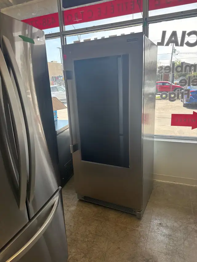 Frigidaire Refrigerator456000916024862720
