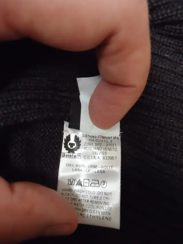 Belstaff Brown Wool Button up Sweater Size M Mint in Men's in Mississauga / Peel Region - Image 9