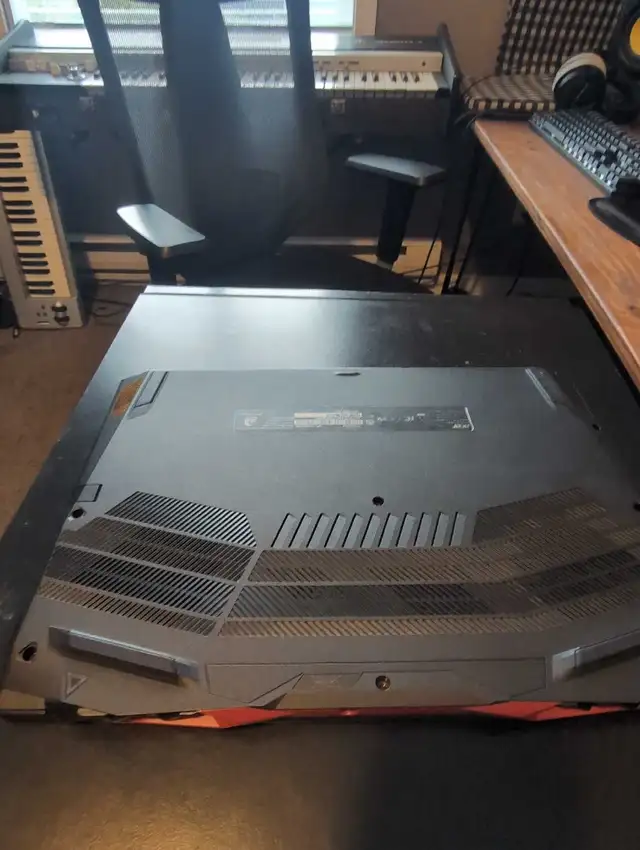 Acer nitro 5553852276740597762