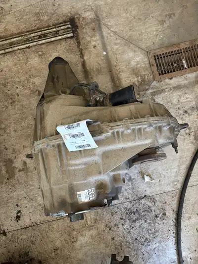 Borg Warner 4406 Electronic Shift Tcase Solid Used Unit From 2007 F150 Will Fit 2004-2008 F150 and L...