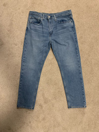 Levis 502 Jeans