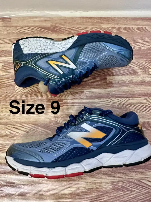 Assorted Training Shoes Co size 9/9.5/ 10 in Men's Shoes in City of Toronto - Image 9