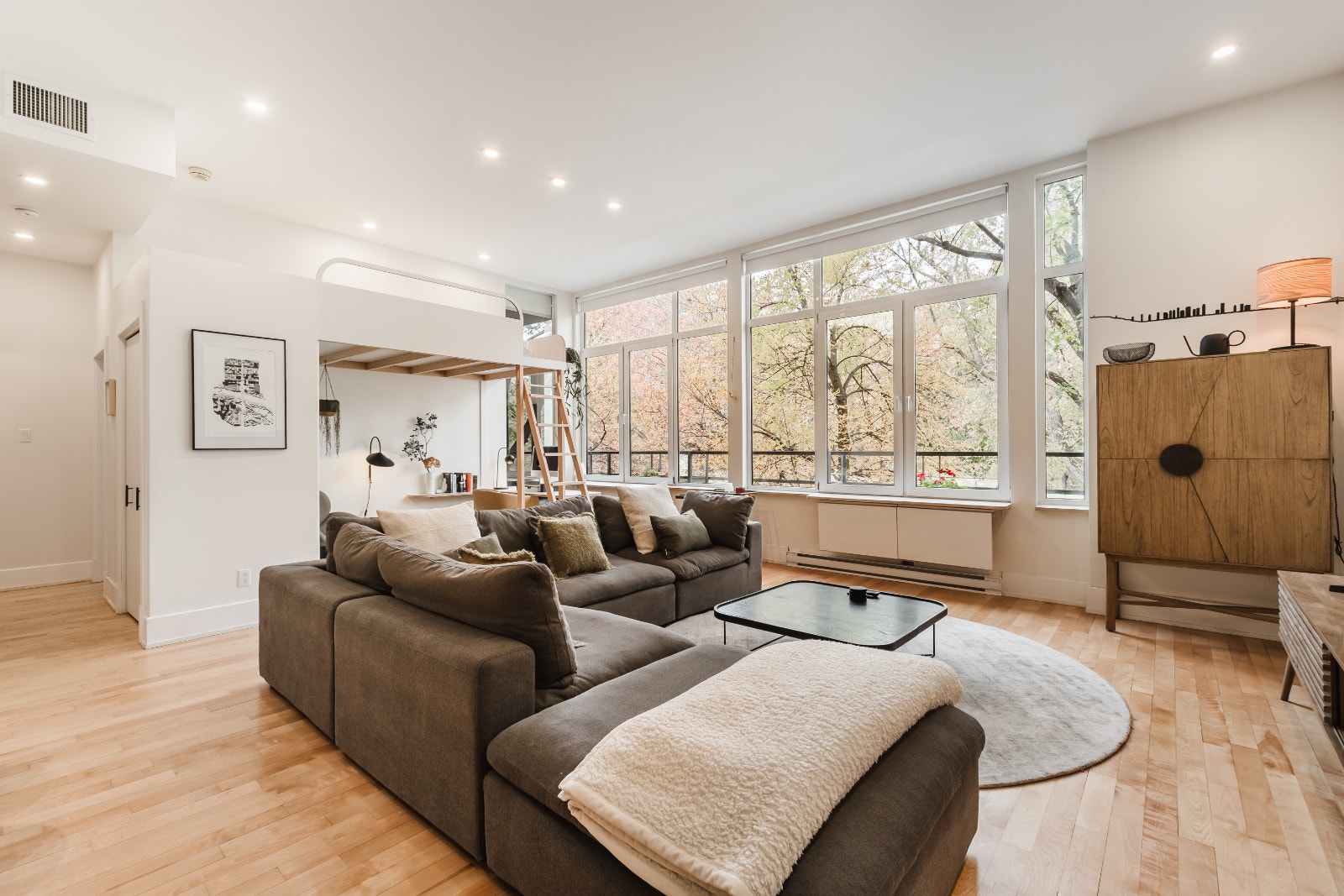 Fully furnished luxury semi-loft | Plateau-Mont-Royal — photo 2