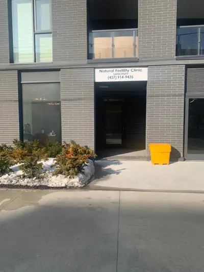 New construction in north York. The clinic just opened in October 2025! I have 2 rooms to rent for t...