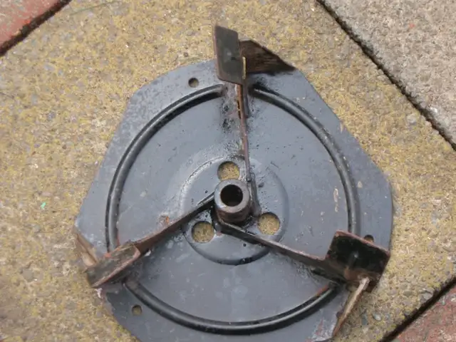 pas croche fan pour souffleuse 24-27 & 30 pouce craftsman.husq in Snowblowers in Laval / North Shore - Image 2