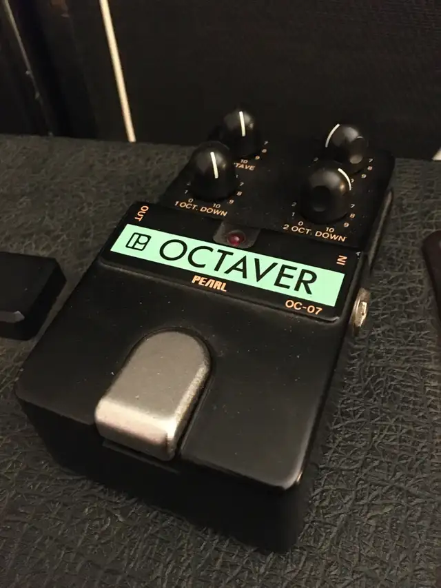 Pearl OC-07 Octaver in Amps & Pedals in City of Montréal - Image 4