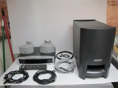 Nr.Mint Bose AV3-2-1 II home theatre system Everything included!, View more