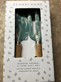 Garden Trowel & Fork Gift Set Brand New