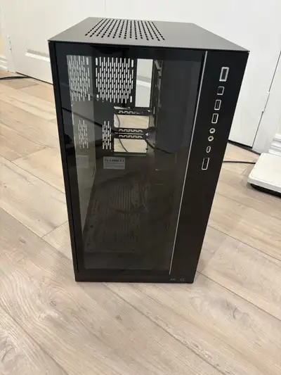 Lian Li O11 Dynamic XL ROG - Full Tower Case ATX / E-ATX, View more