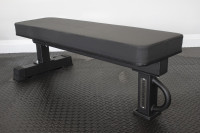 ULTIMATE COMPETITION WIDE PAD FLAT BENCH C3