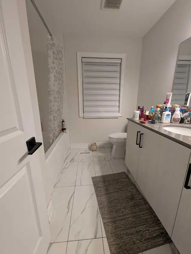 private room for rent  in Long Term Rentals in Peterborough - Image 5