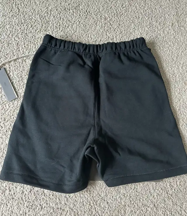 Black essentials shorts in Men's in Oshawa / Durham Region - Image 3