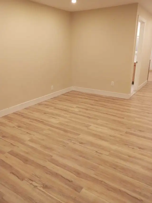 newly renovated 3.5 apartment for rent all appliances included  in Long Term Rentals in City of Montréal - Image 4