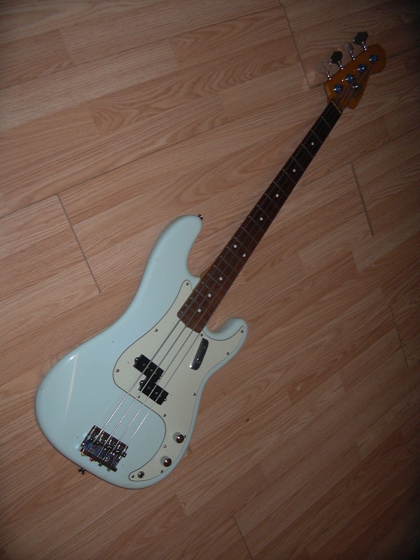 Squier CV Precision Bass Sonic Blue with Bass Amp Guitars Markham