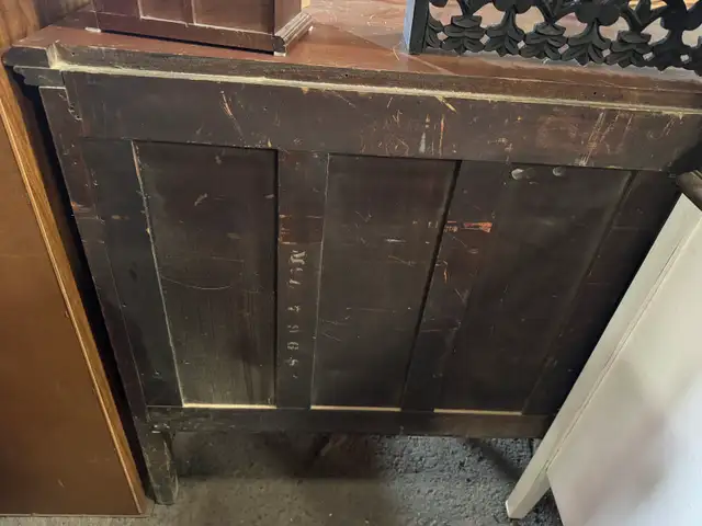 Antique Wooden Cabinet Box in Hutches & Display Cabinets in Ottawa - Image 8