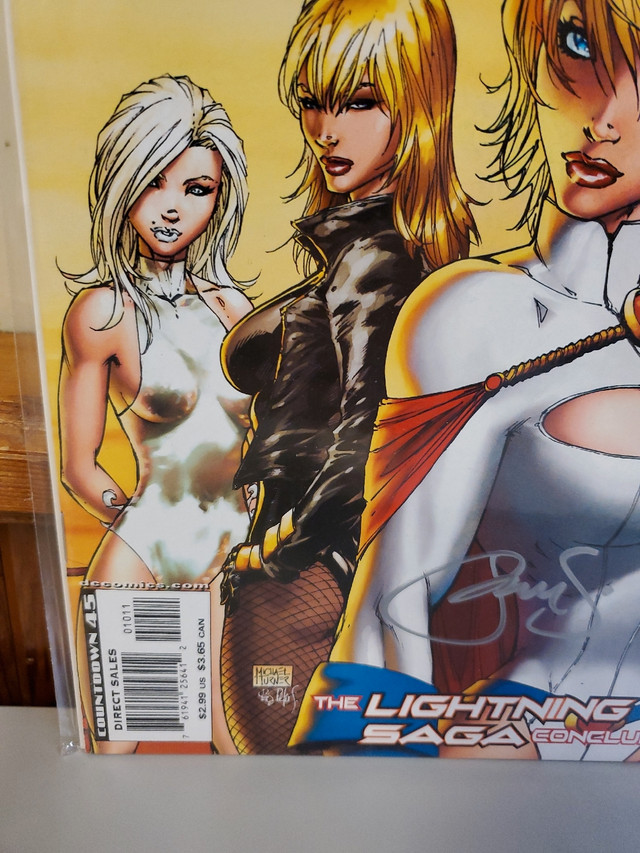 Justice League America JLA #10 August 2007 DC Comics signed Pete in Comics & Graphic Novels in St. Catharines - Image 2