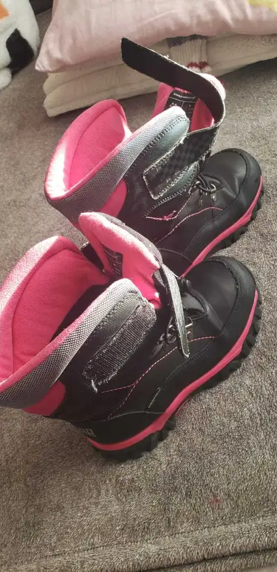 Cougar Junior's winter boots , View more