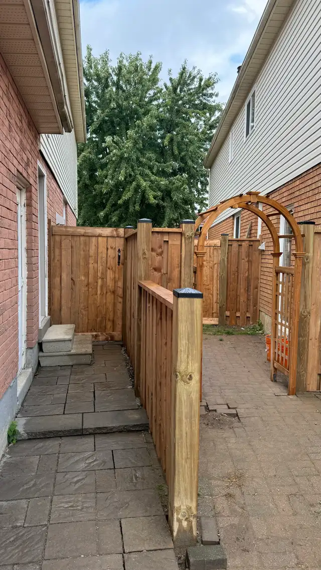 Fence and Deck 517607761233858565