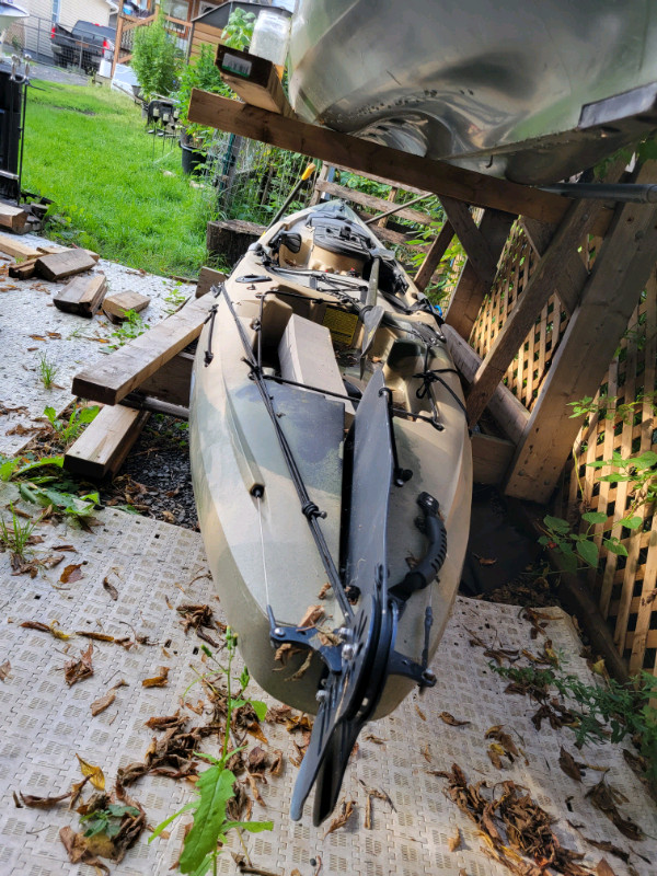 OCEAN KAYAK...TORQUE with integrated Minkoda trolling motor Canoes