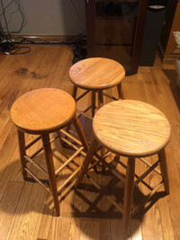 3 solid oak stools