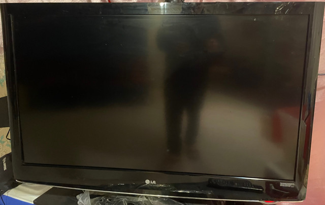 LG 47” Full HD 1080P in TVs in Mississauga / Peel Region - Image 4