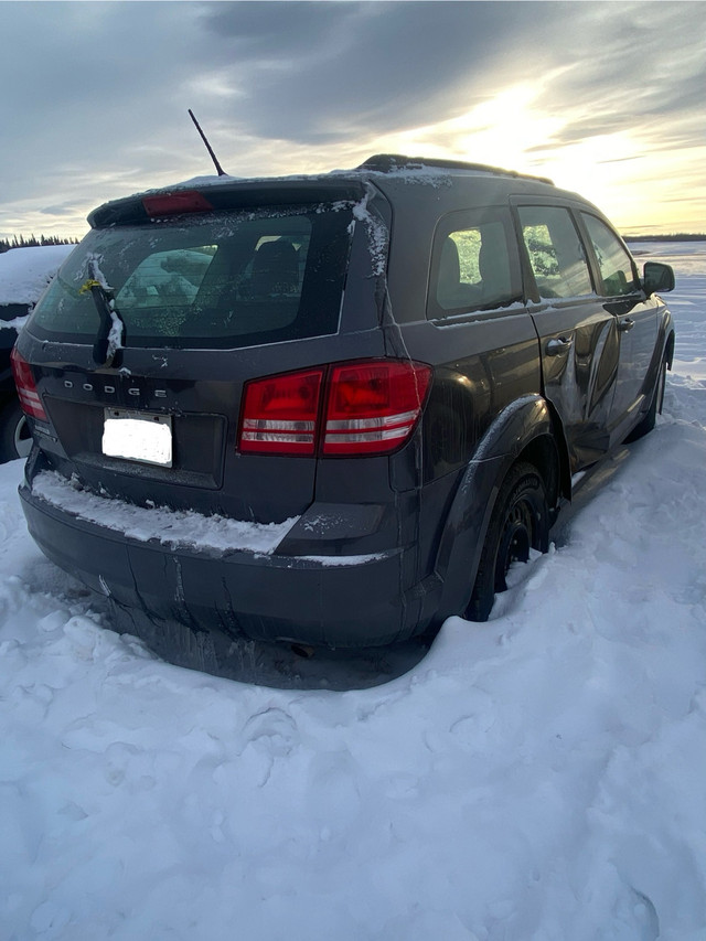 2015 dodge journey complete part out in Auto Body Parts in Dawson Creek - Image 3
