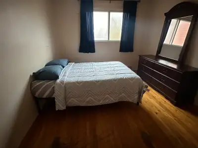chambre à louer ( FILLE ÉTUDIANTE UNIQUEMENT)