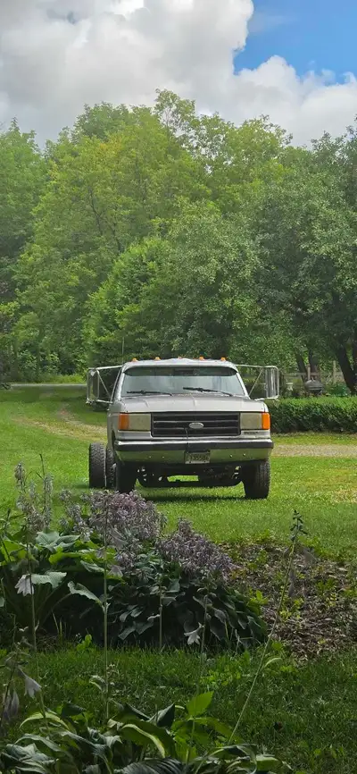 1990 f450 Needs tlc Fuel system issue but engine turns over. 5 speed transmission works well. Decent...