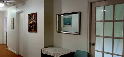 Free wifi, utilities. close to Subways Yorkdale Male 2nd floor in apartment Unit