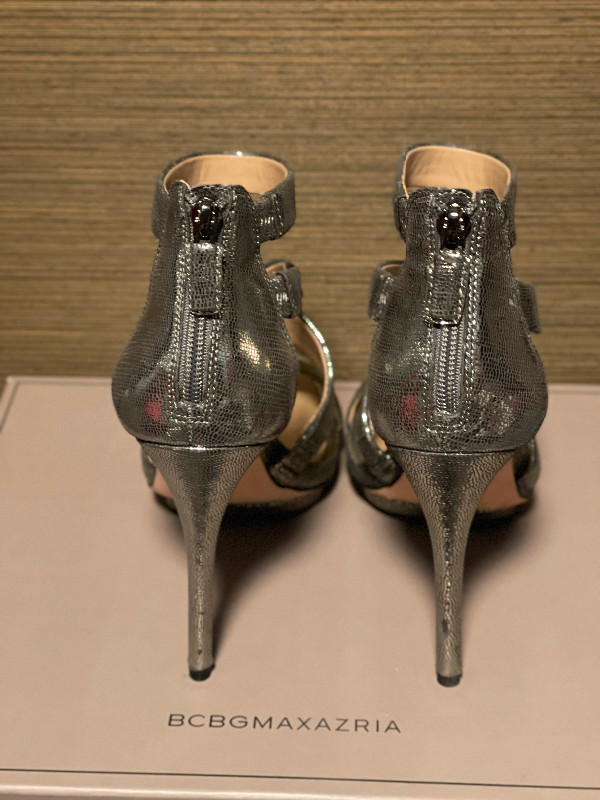 BCBG MAXAZRIA Pewter High Heels w/Box, EXCELLENT Condition $260 in Women's - Shoes in Edmonton - Image 2
