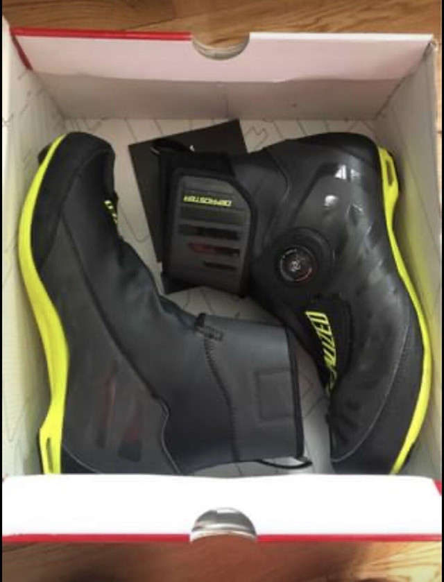 Specialized Defroster - Road Shoes in Clothing, Shoes & Accessories in Mississauga / Peel Region - Image 2